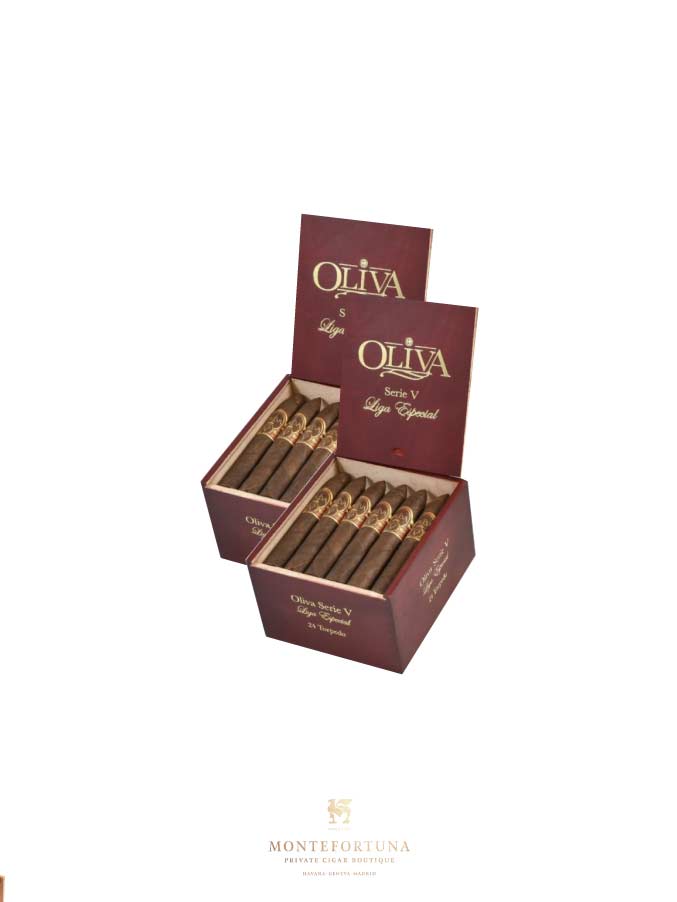 2 Boxes of 24 Oliva Serie V Torpedo